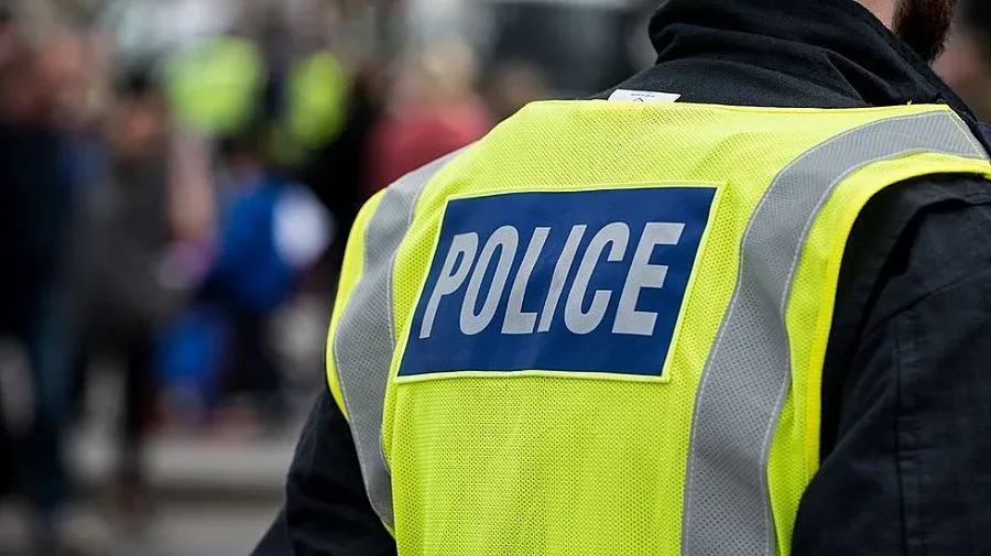 Един убит и един тежко ранен при стрелба в Лондон