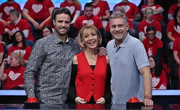 Кака Лара обърна "Аз обичам България". Изненадата