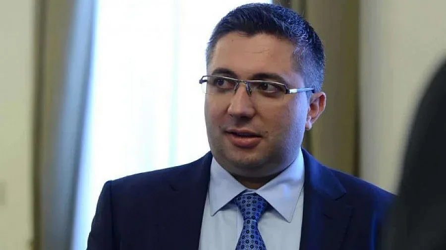 Нанков инспектира инфраструктурни обекти в Бургас