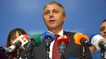 Карадайъ: ЕНП да отговори - споделя ли коалиционната политика на ГЕРБ?