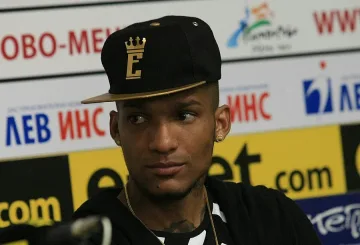 Каранга излиза срещу "Левски" в траур