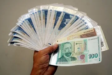 Евростат: Всеки трети българин живее в сериозен риск от бедност