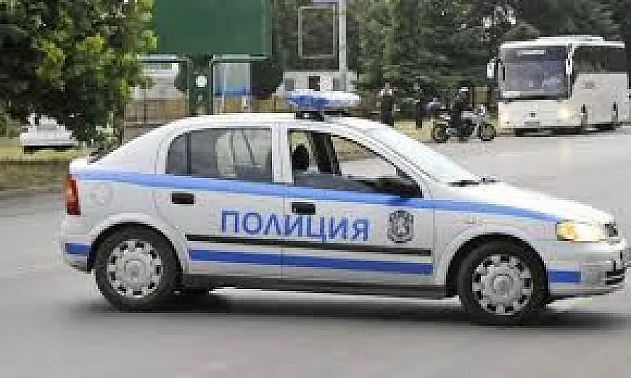 Кола се запали в движение в София 