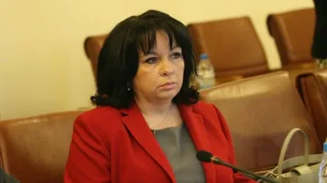 Теменужка Петкова: ЧЕЗ обмислят офертата и на втория след „Инерком”