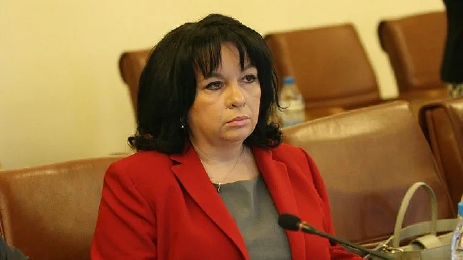 Теменужка Петкова: ЧЕЗ обмислят офертата и на втория след „Инерком”