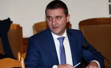 Горанов: Преструктуриране, а не съкращения в НАП