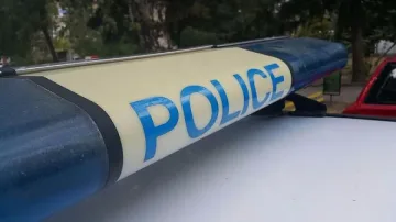 Задържаха 21-годишна с 1,3 промила, наблъскала 10 автомобила