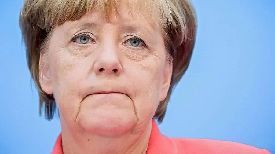 Меркел: Ударът по Сирия беше необходим