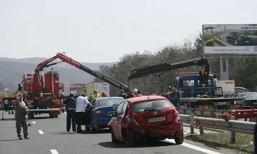 АПИ: Шофьорите да внимават при км 27-ми на АМ „Тракия“