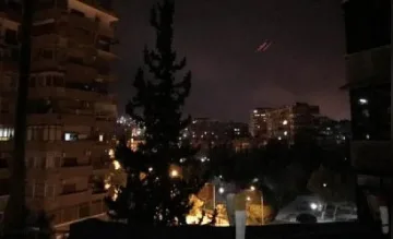 Трима пострадали след ударите над Сирия