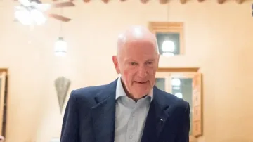 Съдът в Страсбург излиза със становище за царските имоти