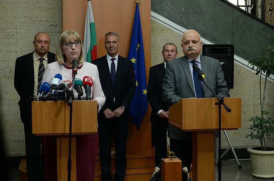 Вдигат заплатите в затворите с 88 лева