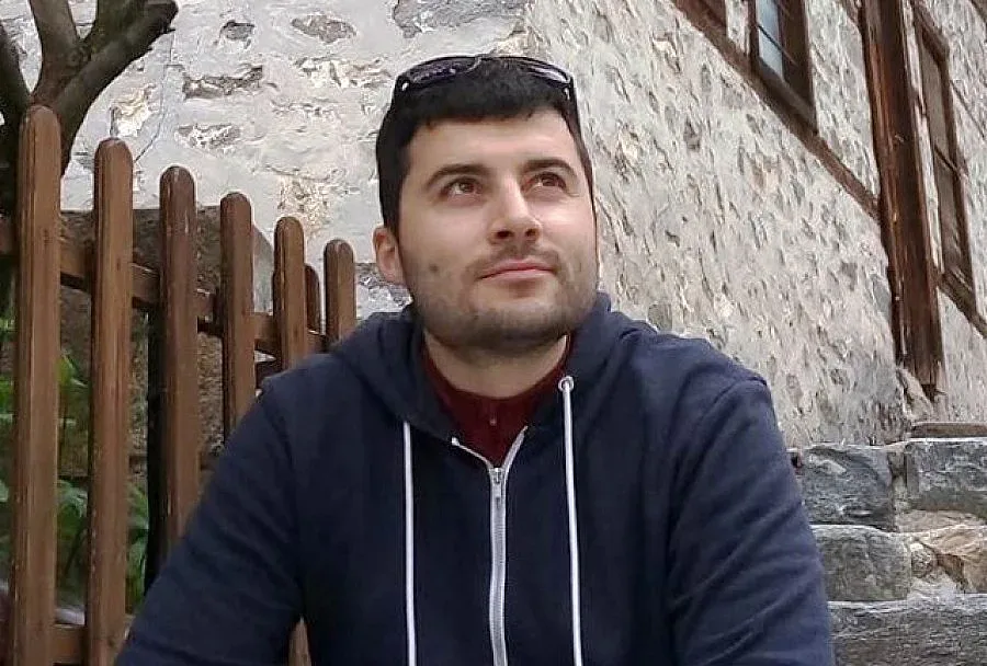 ОБЗОР: Работа в кол център праща Желяз в US затвор