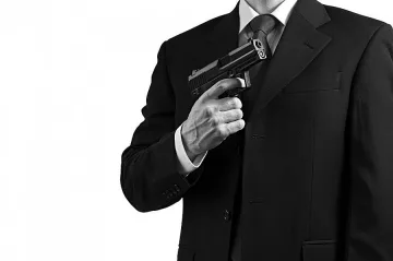 Американски конгресмен извади зареден пистолет в ресторант 