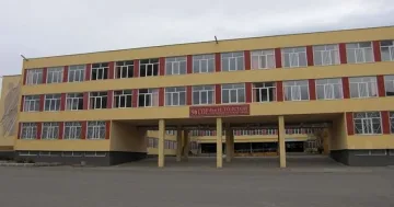 Момичето, починало в училищен двор, припаднало час преди сигнала до 112