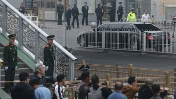 Китай обяви митнически тарифи за повече от сто американски продукта