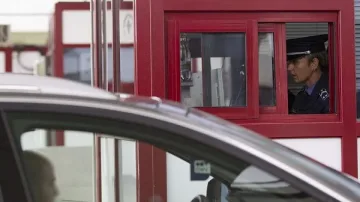 20 автобуса с българи блокирани на сръбско-унгарската граница