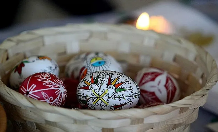 Как бабите ни са разкрасявали великденските яйца?