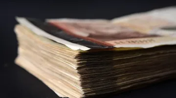 30-годишните добре образовани мъже са най-честите длъжници