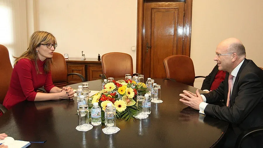 Ек. Захариева: Привикването на Бойко Коцев изобщо не е необичайно