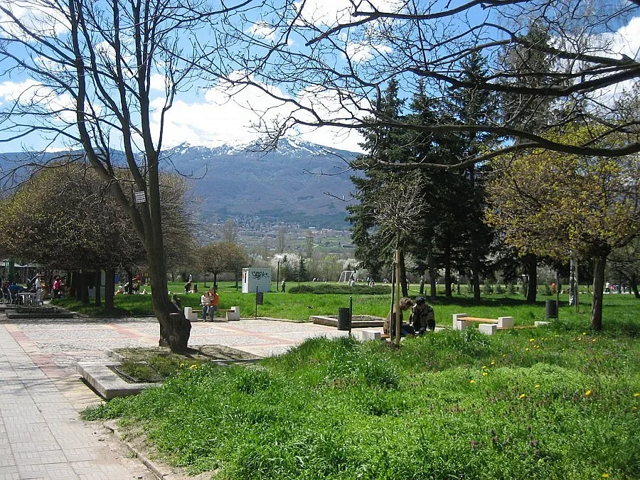 Пролет пуква!