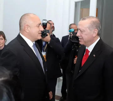 ВЪВ ВАРНА. Ердоган: ЕС да изплати втория транш от 3 млрд. евро за бежанците /ВИДЕО/