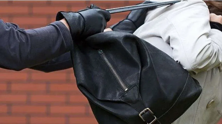 Пребиха 21-годишно момиче в "Студентски град"