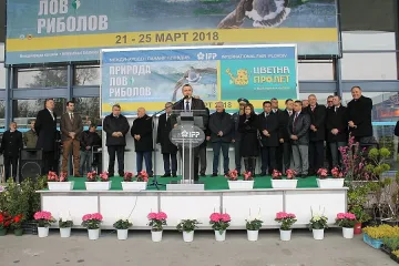 GPS за кучета и коне показват в Пловдив