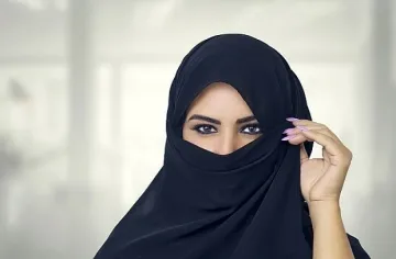 Отмениха задължението на саудитските жени да покриват главите си