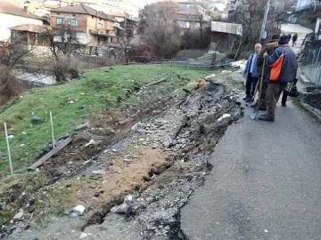 Активизирано свлачище в родопското село Плетена