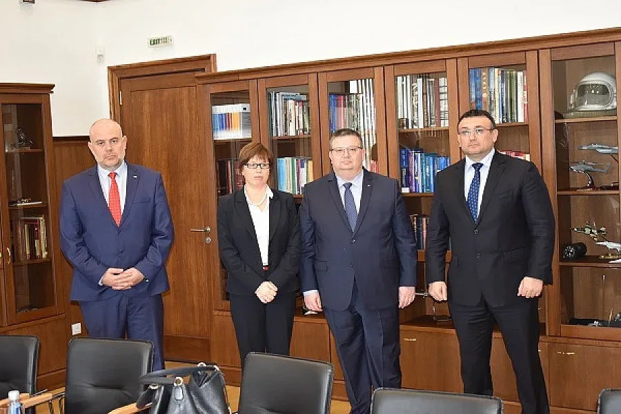 Наши прокурори ще изучават киберпрестъпността и виртуалните валути