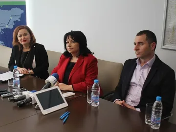 Теменужка обяви за първата копка на газовата връзка с Гърция