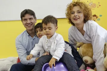 Зара и Иво родиха Дани и Вальо в сърцата си