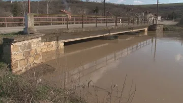 Започна да спада нивото на река Скът в района на Мизия