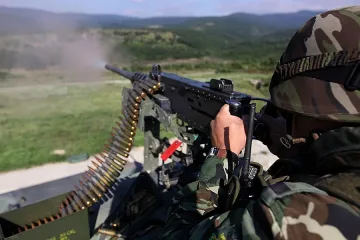 Армията гълта 1,53% от бюджета