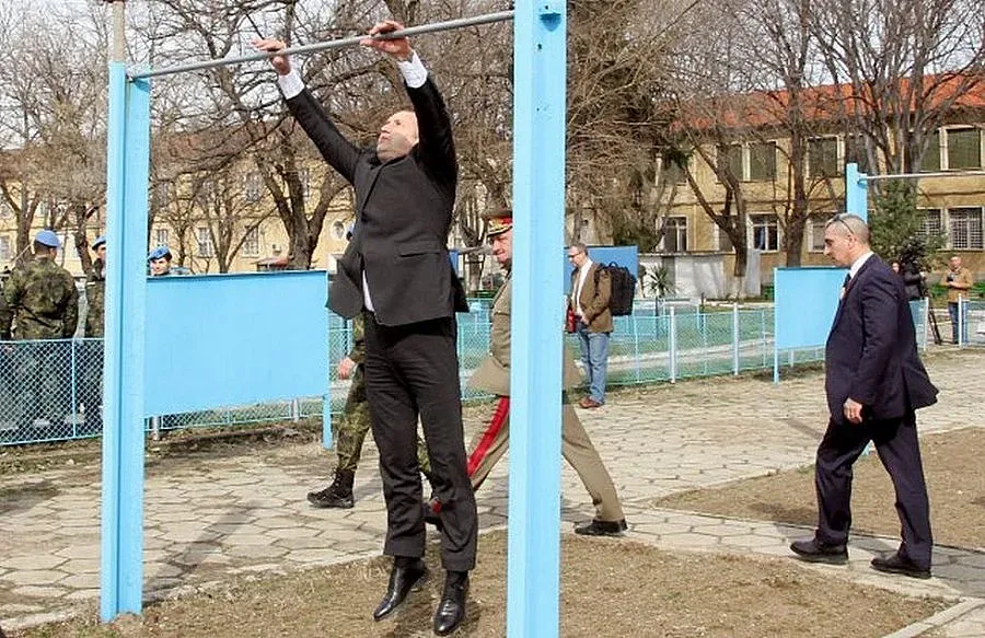 Властта помпа рейтинг с физкултура