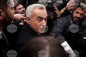 Румъния пламна! Джорджеску с извънреден ход