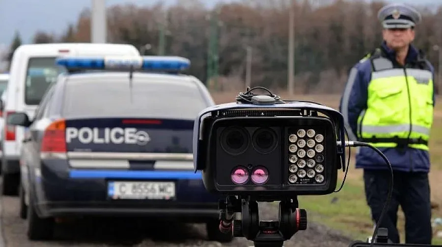 Внимание, шофьори! КАТ с нови супер камери - вижте ги