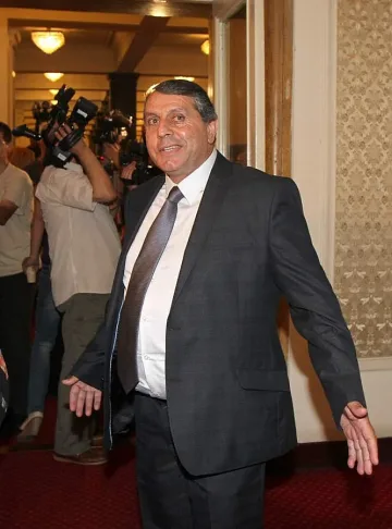 Ромският лидер Бат Сали се отърва с условна присъда