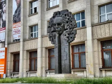 Скандал с паметника на Джон Атанасов