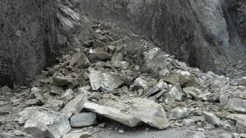 Строят нов път между Смолян и Мадан заради срутището