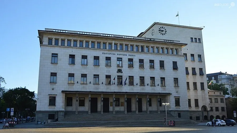 БАКБ и "Инвестбанк" придобиват банка "Виктория"