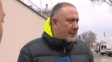 Прокурор: Лекарят, убил крадец, няколко пъти сменя показанията си