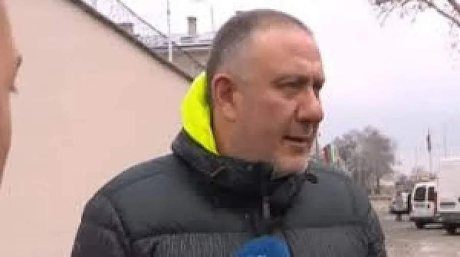 Прокурор: Лекарят, убил крадец, няколко пъти сменя показанията си