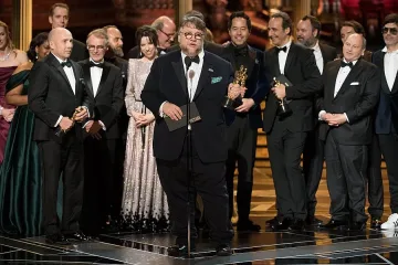 ОБЗОР: "Формата на водата" - големият победител на Оскарите