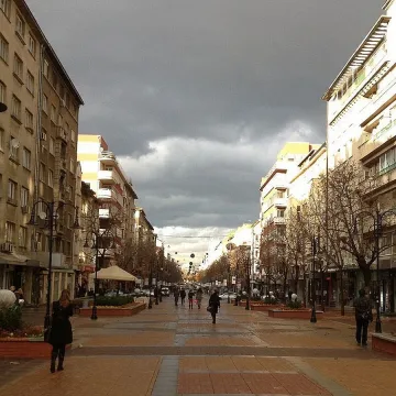 Облачно и дъждовно