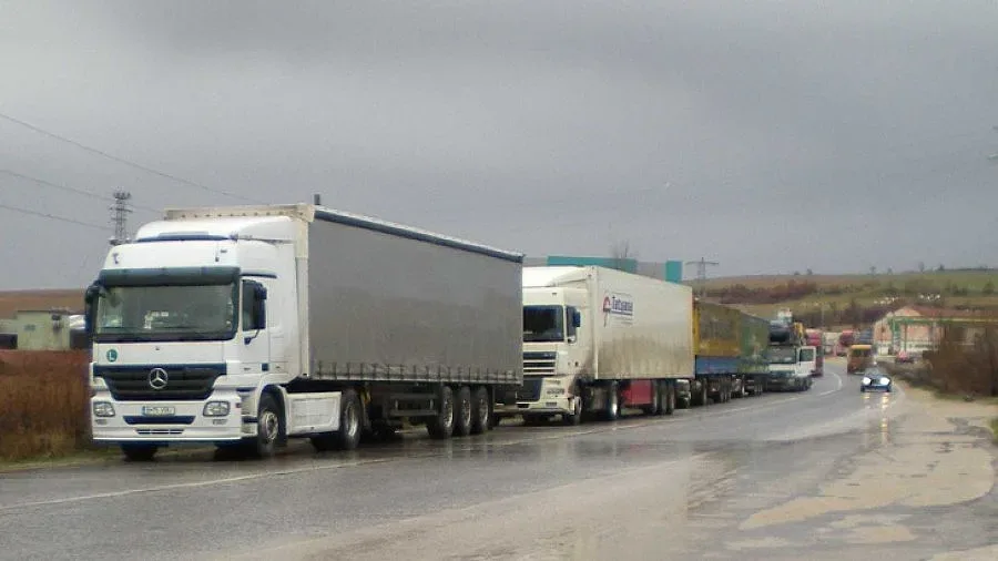 Задържаха 41 нелегални мигранти на Кулата