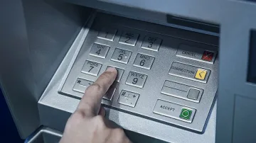 Отново взривиха банкомат в София, хванаха петима след преследване