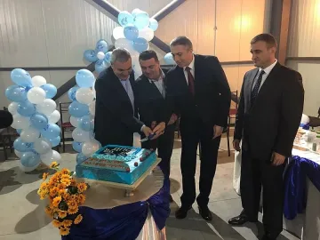 Карадайъ разряза торта за 28 г. ДПС в Пиринско