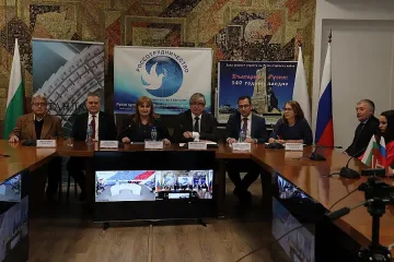 ТЕЛЕМОСТ НА "СТАНДАРТ" И РИА-НОВОСТИ. Каним потомци на руски воини, загинали за Освобождението